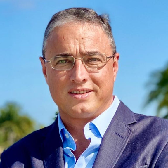 Alfredo Poncio, Chief Executive Officer at Life Wear Technologies
